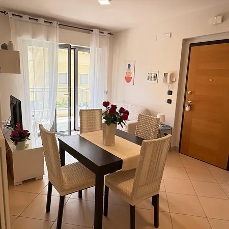 Dimore - Trilocale Al Mare Con Parcheggio Incluso Apartmán Giulianova